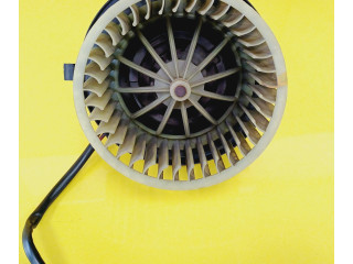 Вентилятор печки    893819021, 3137020009   Audi 80 90 B3