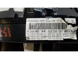 Přístrojová deska  Mercedes-Benz C W204 2009 A2049004402, A2044403211  