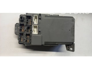   Pojistková skříňka J9100000, J40GY7   Honda CR-V 2005