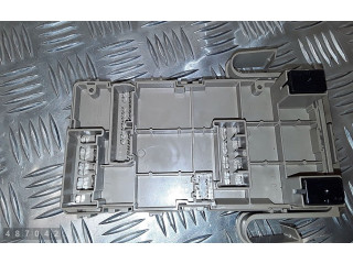   Pojistková skříňka 82201AJ000   Subaru Legacy 2010