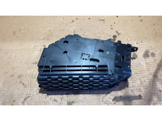 Дисплей    8310848050, 2575100392   Lexus RX 450H