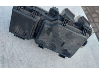   Pojistková skříňka LR140705, M8D214A073AA   Land Rover Range Rover Evoque L551 2021