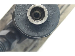Форсунка 0445110114, 057130276H    Audi A8 S8 D2 4D   