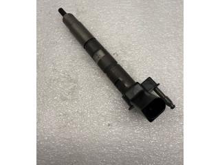 Форсунка 8514151    BMW 5 G30 G31   