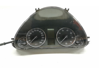 Přístrojová deska  Mercedes-Benz C W203 2006 A2035408747, 110080307001  