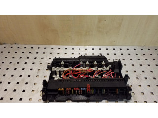 Блок предохранителей 8387153   BMW X3 E83    