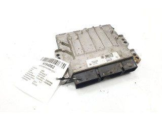 Řídící jednotka 237108770R   Renault Captur 2017