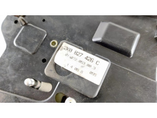 Замок багажника 2K0827426C    Volkswagen Caddy 2004-2010 года