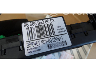   Pojistková skříňka 966689538002   Peugeot 3008  2011