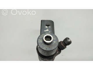 Vstřikovač 0445110158, 057130277M   Audi A8 S8 D3 4E  pro naftový motor 4.0  