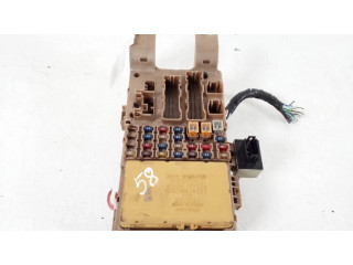 Блок предохранителей 82641-13040   Toyota Corolla Verso E121    