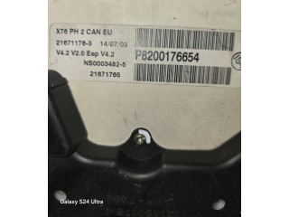 Přístrojová deska  Renault Kangoo I 2005 P8200176654, NS00034825  