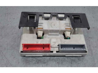 Дисплей    8200028364A   Renault Scenic I