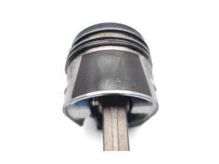 Píst AWX   Audi A6 S6 C5 4B    AWX 