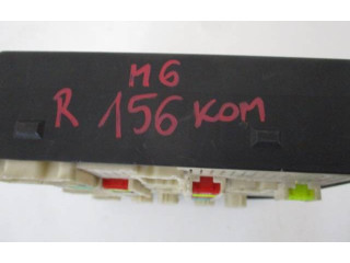   Pojistková skříňka 284B68372R, 519339501   Renault Megane III 2009