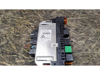   Pojistková skříňka A2305450932, 2305400450   Mercedes-Benz SL AMG R230 2002