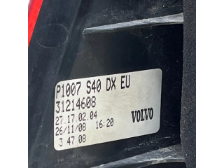 Задний фонарь правый 31214608, P1007S40DX    Volvo S40   2008-2012 года