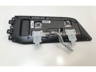 Дисплей    96130AT010   KIA Niro