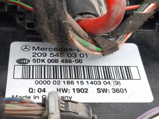 Блок предохранителей A2095450301, 2095450301   Mercedes-Benz CLK A209 C209    