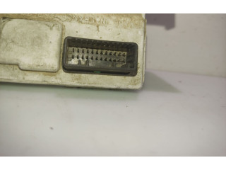 Дисплей    8200584888   Renault Trafic I