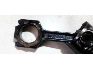 Píst    Alfa Romeo 156  pro naftový motor 2.4  