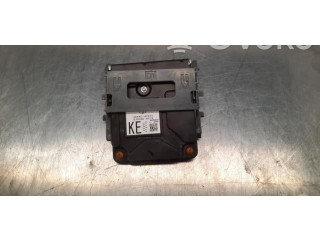   Pojistková skříňka 8646C42032   Toyota RAV 4 (XA50) 2021