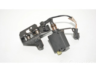замок багажника 8384069, 8238469    BMW 5 E39 1996-2003 года