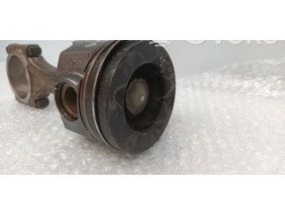  Поршень с шатуном  9812818680  Ford Kuga I  