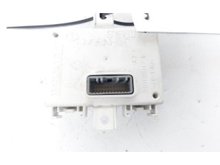 Řídící jednotka 283466802R, 283466802R   Smart ForFour II W453 2014