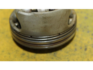 Píst 07L107103R   Audi A8 S8 D3 4E     