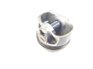 Píst 9488343, 11259488343   BMW 1 F40     