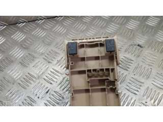   Pojistková skříňka JB200500N, 82201AG000   Subaru Outback 2006