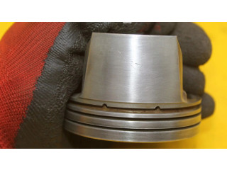 Píst    Peugeot 207     