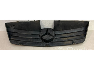 Передняя решётка Mercedes-Benz Vaneo W414  A4148800085      