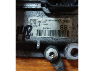 Блок управления двигателя 55352622, 0261208253   Opel Meriva A