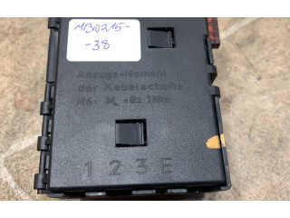   Pojistková skříňka A2305450101   Mercedes-Benz SL R230 2005