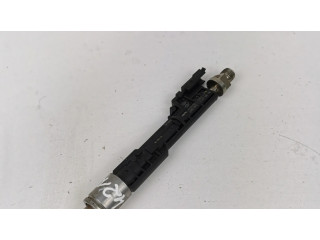Форсунка 13647599876, 7599876    BMW 7 F01 F02 F03 F04 для бензинового двигателя  4.4