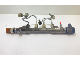 Vstřikovací lišta 03L089N   Volkswagen PASSAT B7     