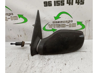 Zpětné zrcátko  Peugeot 106     
