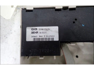 Блок управления климат-контролем 7701050718   Renault Laguna I
