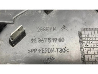 Передняя решётка Citroen C5 2001-2004 года 9636751980, 28857M      