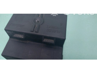 Блок предохранителей 7N0937311   Volkswagen Sharan    