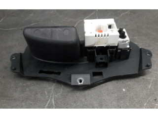 Дисплей    7700840351   Renault Scenic I