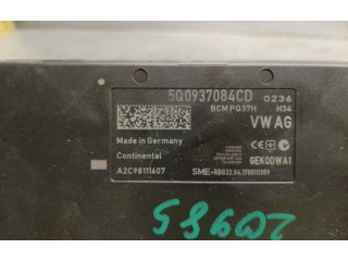 Pojistková skříňka Řídící jednotka BSM 5Q0937084CD   Skoda Octavia Mk3 (5E) 2017