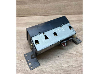 Дисплей    MR444752, 9Y155264   Mitsubishi Pajero Pinin