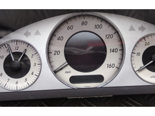 Přístrojová deska  Mercedes-Benz CLK A209 C209 2007 A2095405647  