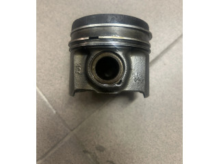 Píst 0851E, 18R10851E   Ford Kuga II     