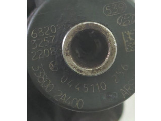 Vstřikovač 0445110256, 338002A400   Hyundai i30     