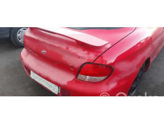 Přední světlo  9210227500   Hyundai Coupe 1999