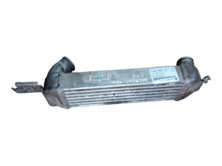 Интеркулер  13127137, 52401027   Opel Meriva A 1.7